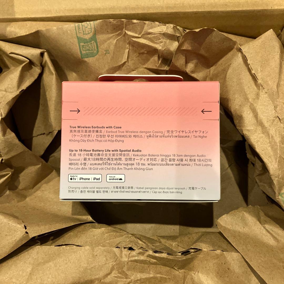 Beats Solo Buds ワイヤレスイヤフォン トランスペアレントレッド