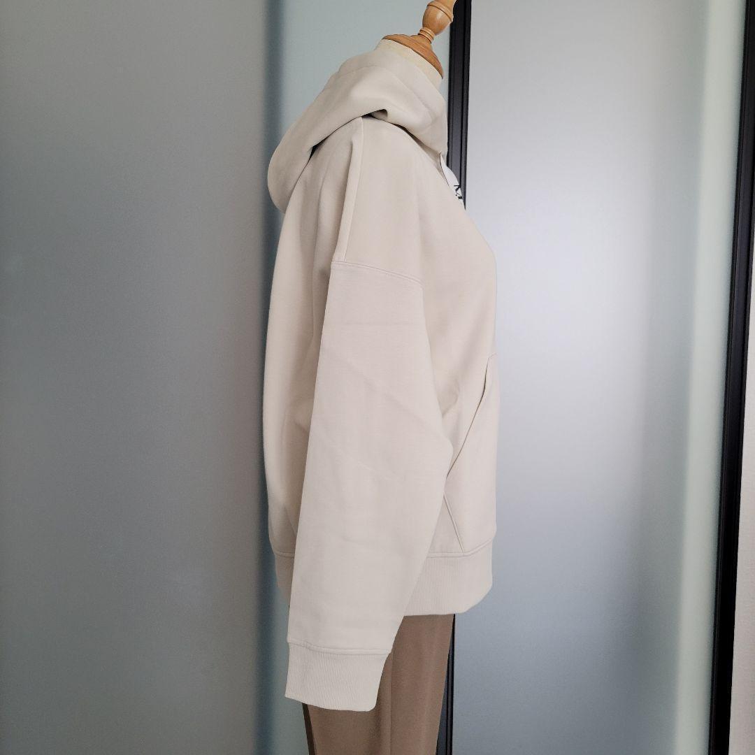 【新品未使用】S Max Mara JOUR ロゴジップパーカー エクリュ M