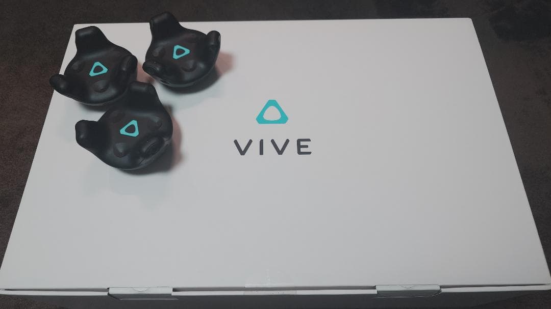 HTC VIVE Pro ＋ VIVE Tracker 2018 ×3台