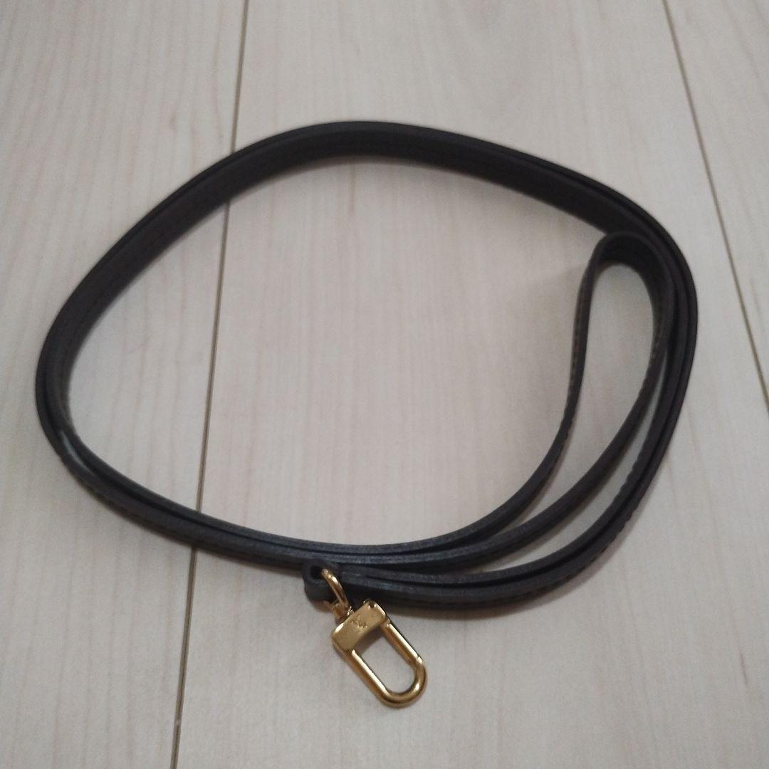 【正規品】未使用★ルイ・ヴィトン　携帯ストラップ　小物ストラップなど　革紐