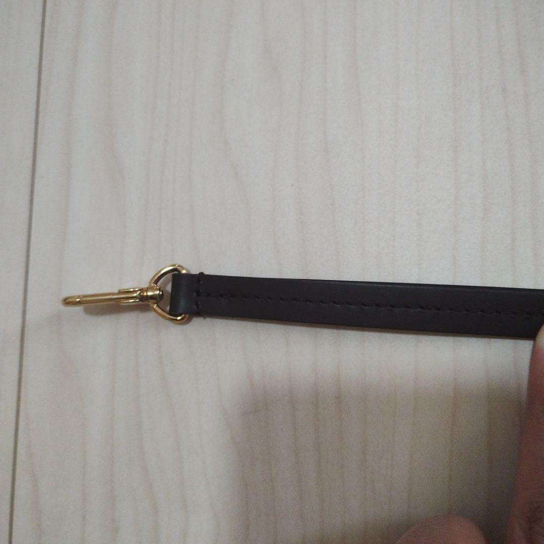 【正規品】未使用★ルイ・ヴィトン　携帯ストラップ　小物ストラップなど　革紐