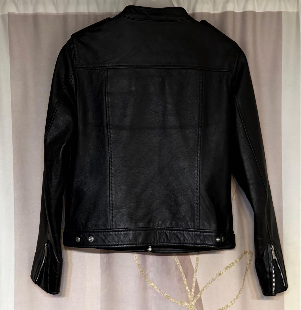 トゥービー バイ アニエスベー ラムレザー シングルライダース 日本製 ブラック