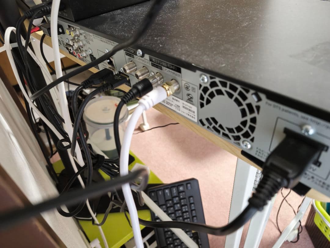 SHARP BD-T1700 ブルーレイレコーダー 1TB 3番組 即購入OK