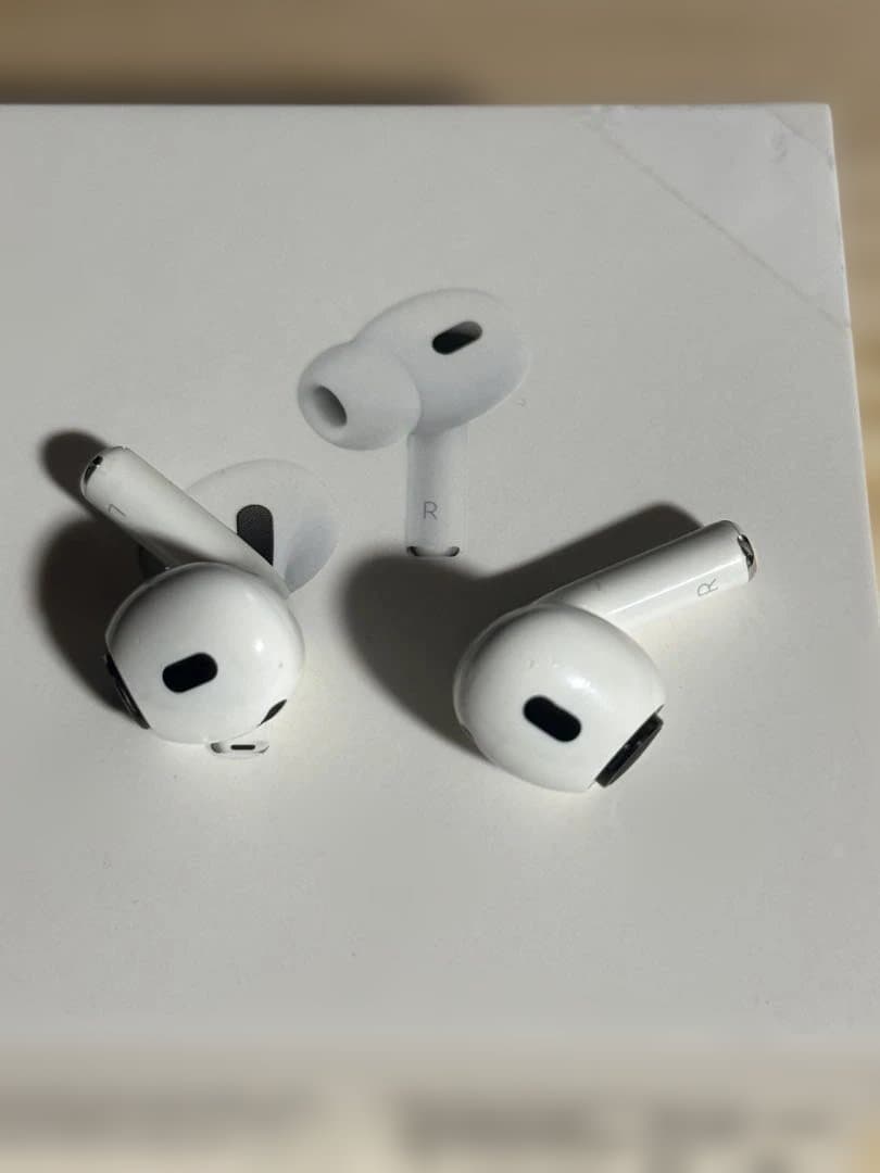 AirPods Pro (第2世代) 本体 ライトニング充電