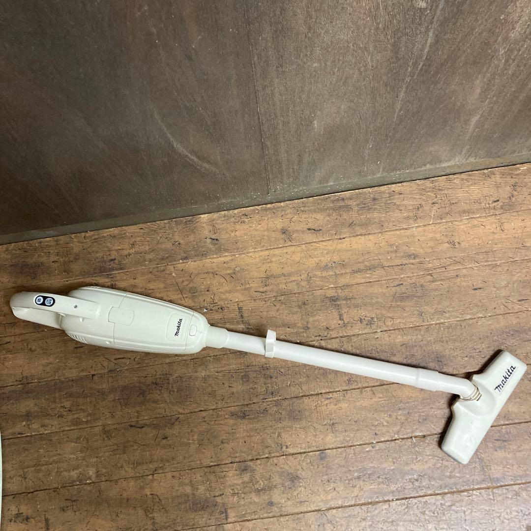 C-5マキタ Makita コードレスクリーナー 充電式クリーナー 掃除機 手持