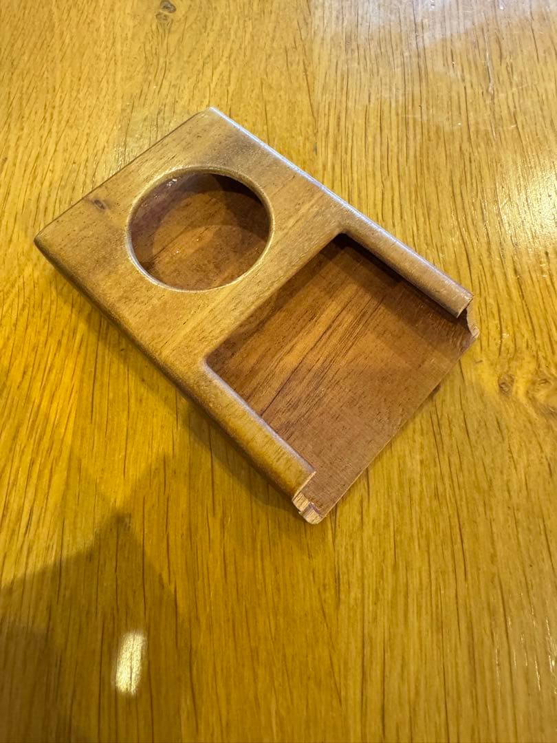 iPod classic 160GB （充電ケーブル付き）