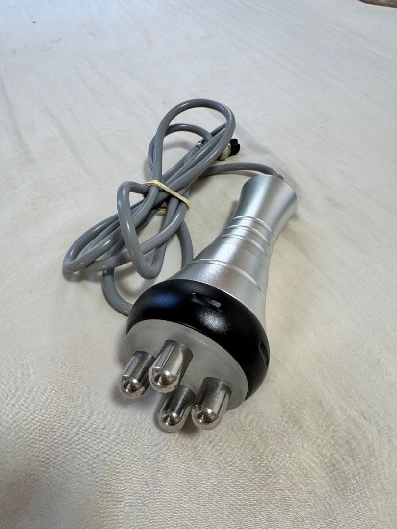 キャビテーション 痩身機器 5回使用 美品 ジェル・クリーム付き