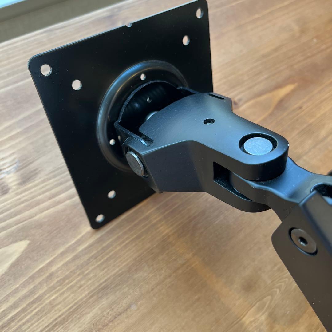 amazon basics モニターアーム