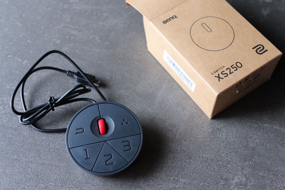 【早い者勝ち】ZOWIE XL2566K TN 360Hz ゲーミングモニター