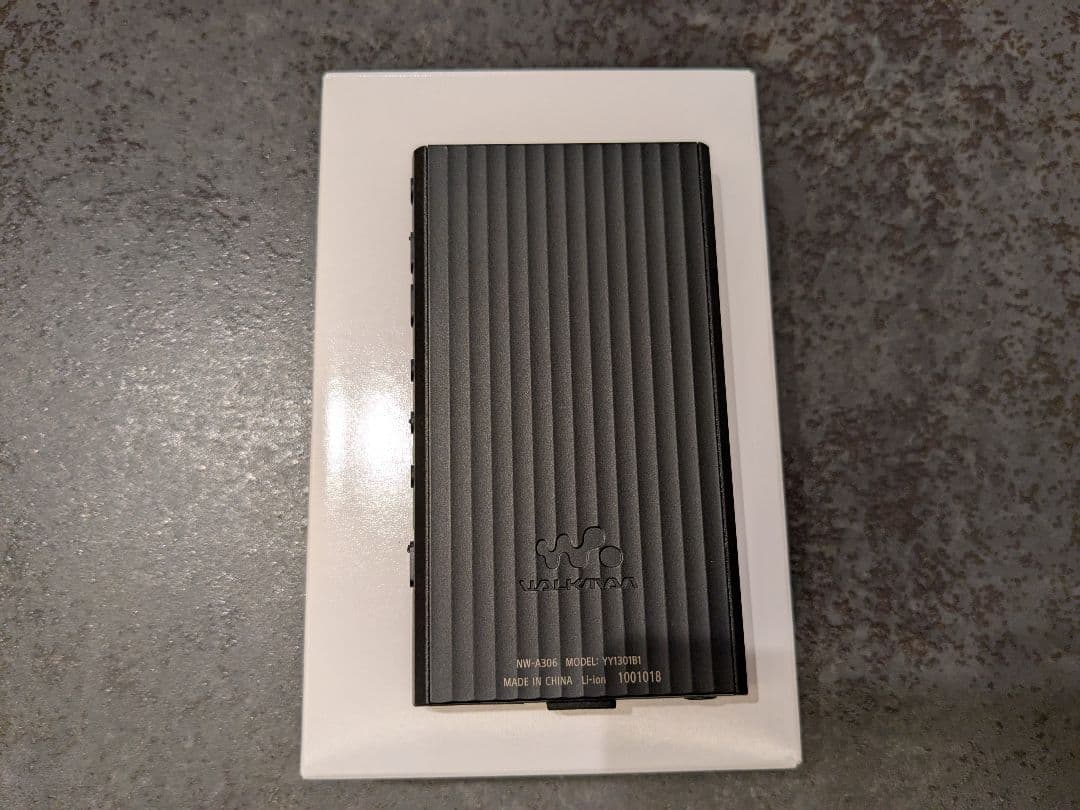 美品 SONY NW-A306 ブラック 32GB 純正ケース付