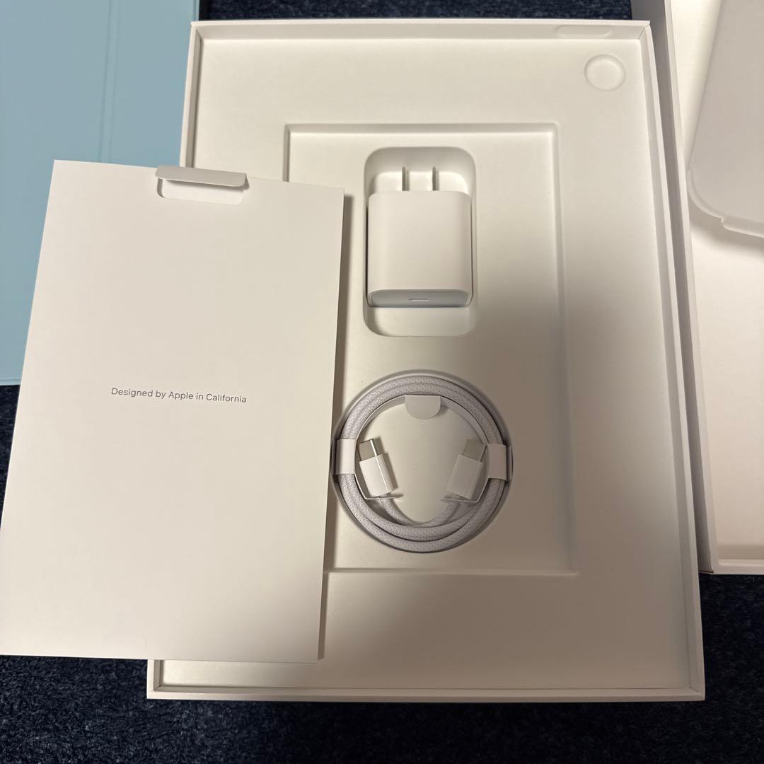 iPad A16 第11世代　128GB ブルー