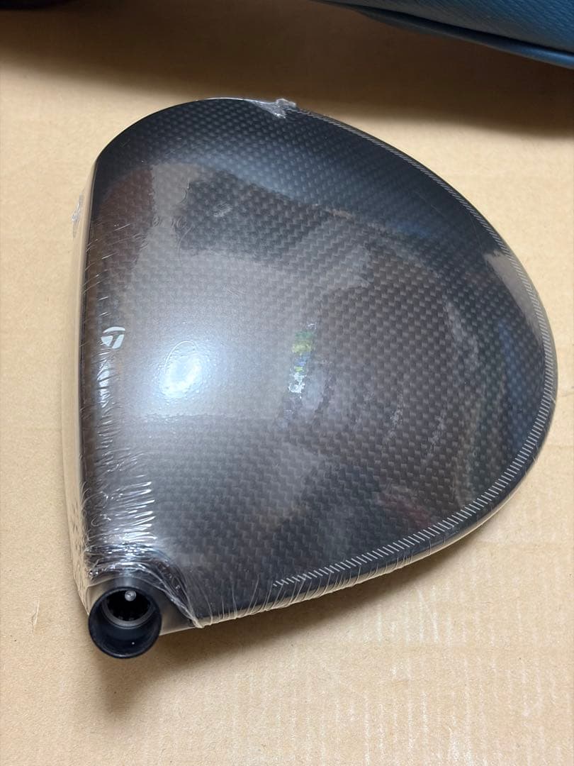 新品未使用 テーラーメイド最新ドライバー Qi4D MAX 9° ヘッド