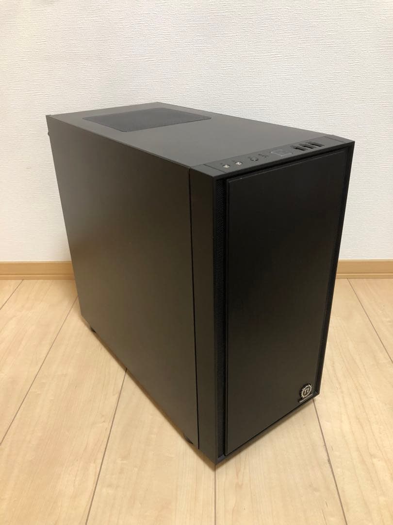 デスクトップPC 本体のみ（SSDレス、Windows11レス）