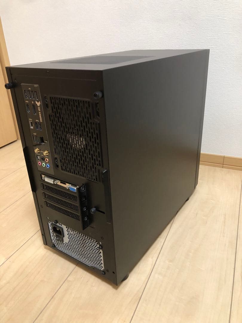 デスクトップPC 本体のみ（SSDレス、Windows11レス）