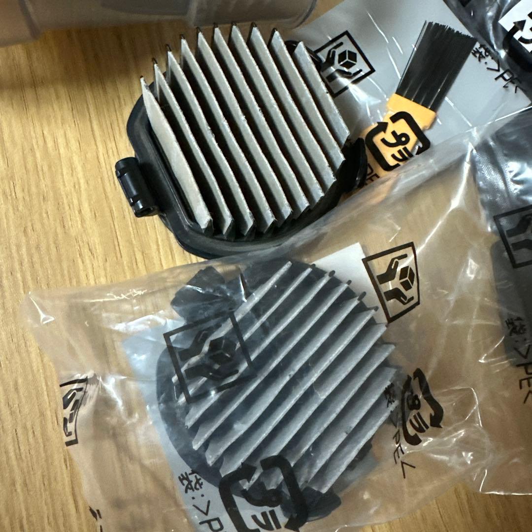 日立LEDライト付きコードレスクリーナー /ラクかるスティック　2022年製