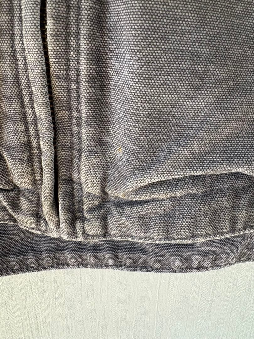 トップス tomonini