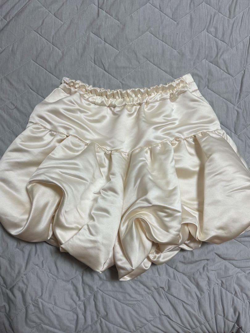 未使用新品POSY duck balloon short pants