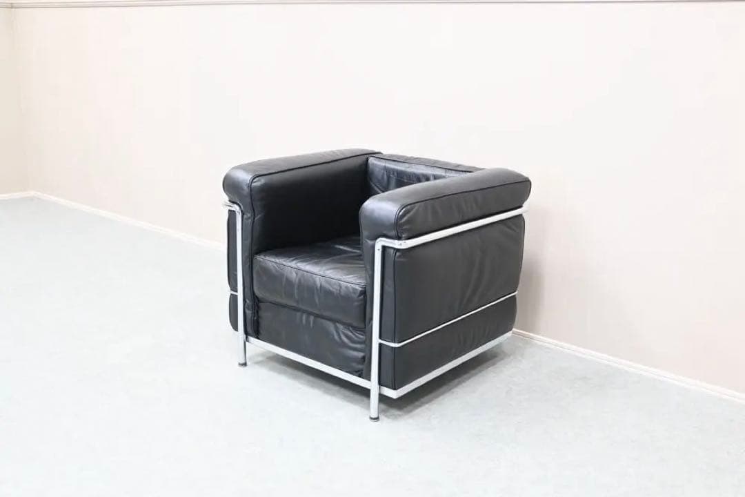 【極美品】 LC2 リプロダクト IDC大塚家具 黒本革 ル・コルビュジエ