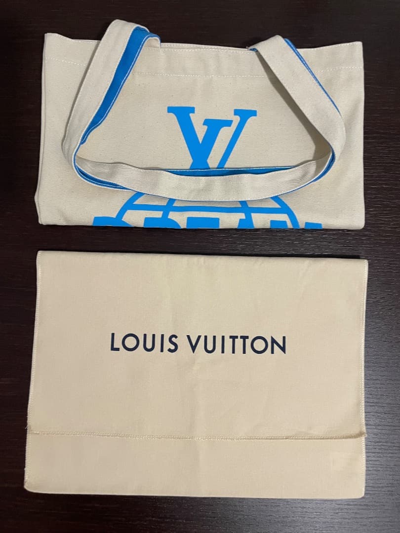 未使用 ルイヴィトン LV DREAM展覧会限定トートバッグ (保存袋付)