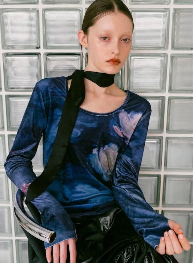 トップス Velour Art Print Top