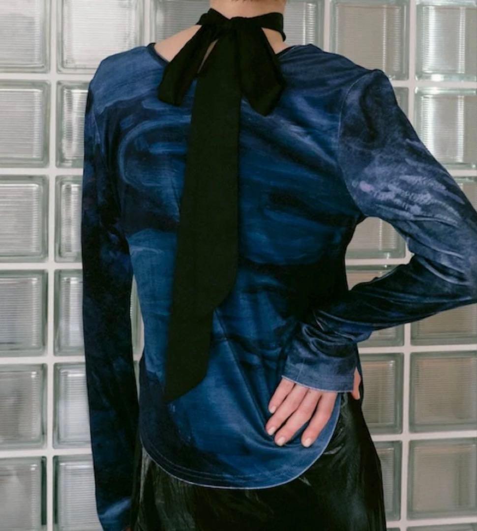 トップス Velour Art Print Top