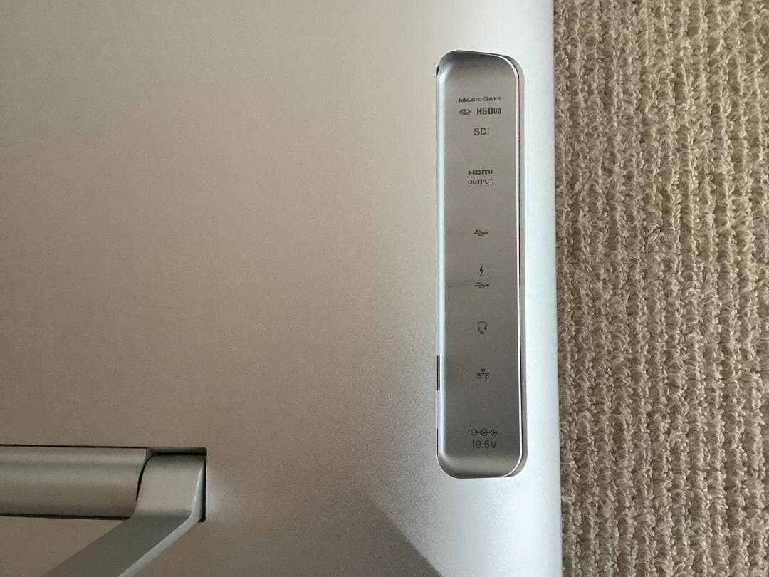 SONY VAIO TAP21タッチスクリーンSSD (価格相談有り)