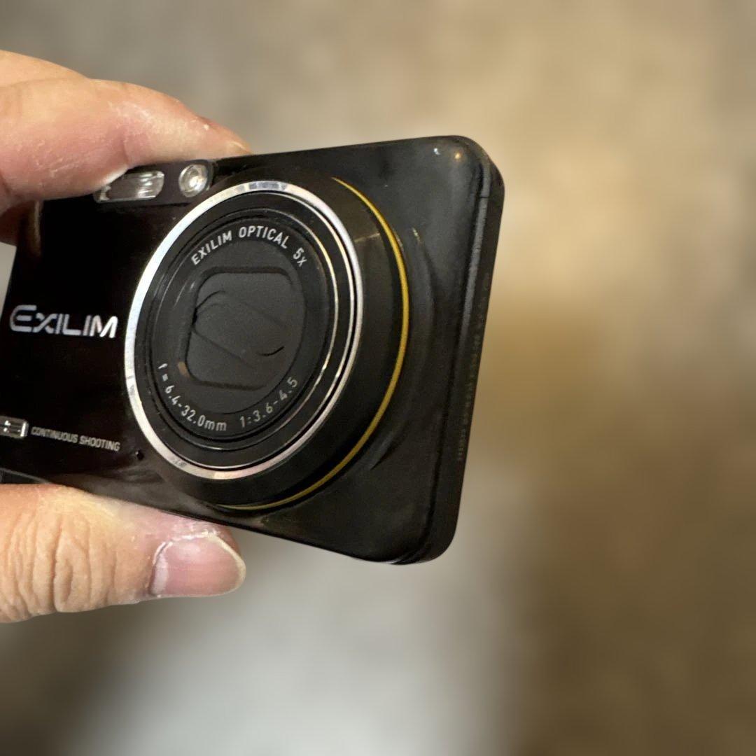 CASIO EXILIM EX-FC150 ブラック