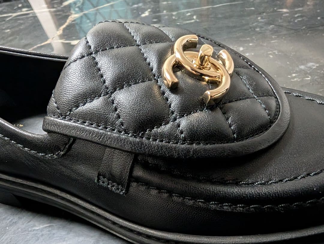 ♥CHANEL♥ロゴ キルティング　新品