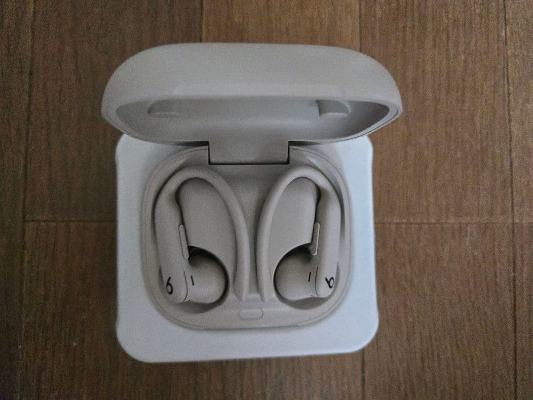 Beats Powerbeats Pro 2 ホワイト