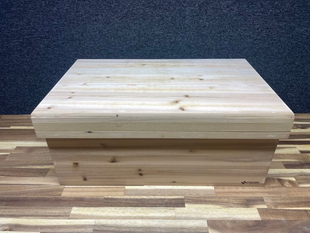 伊藤園　しあわせ茶箱（木箱）