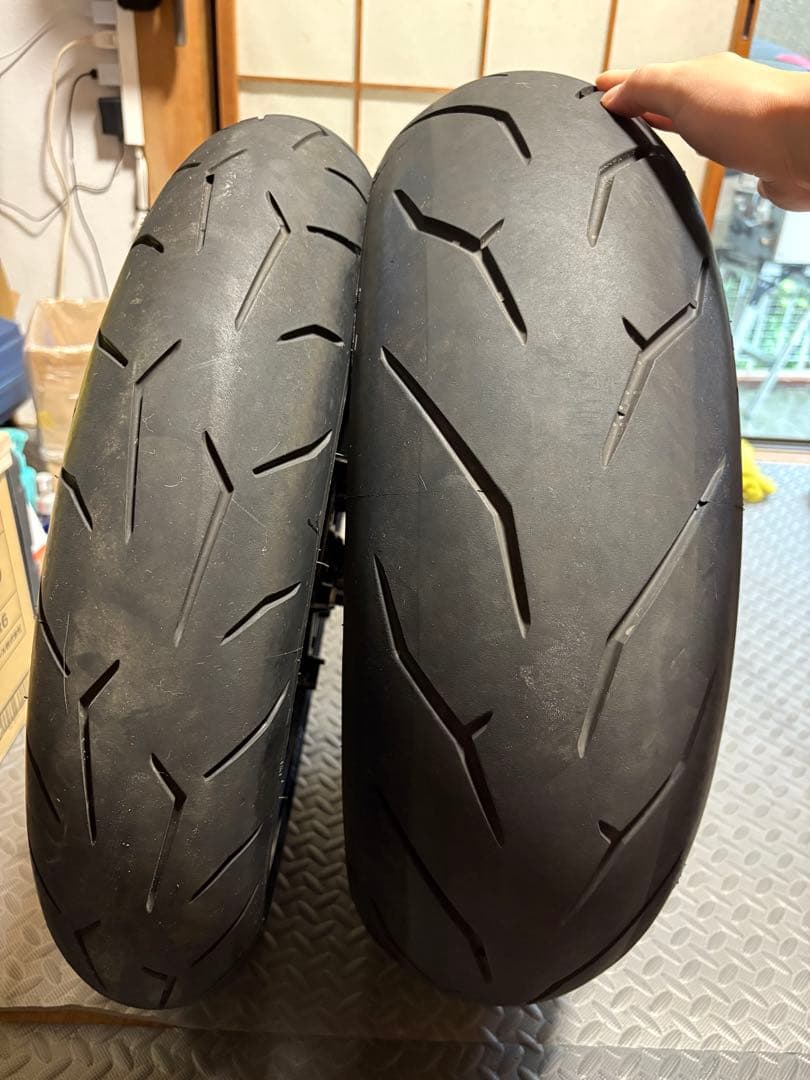 ピレリ ROSSO CORSA タイヤ ホイール　z900rs cafe