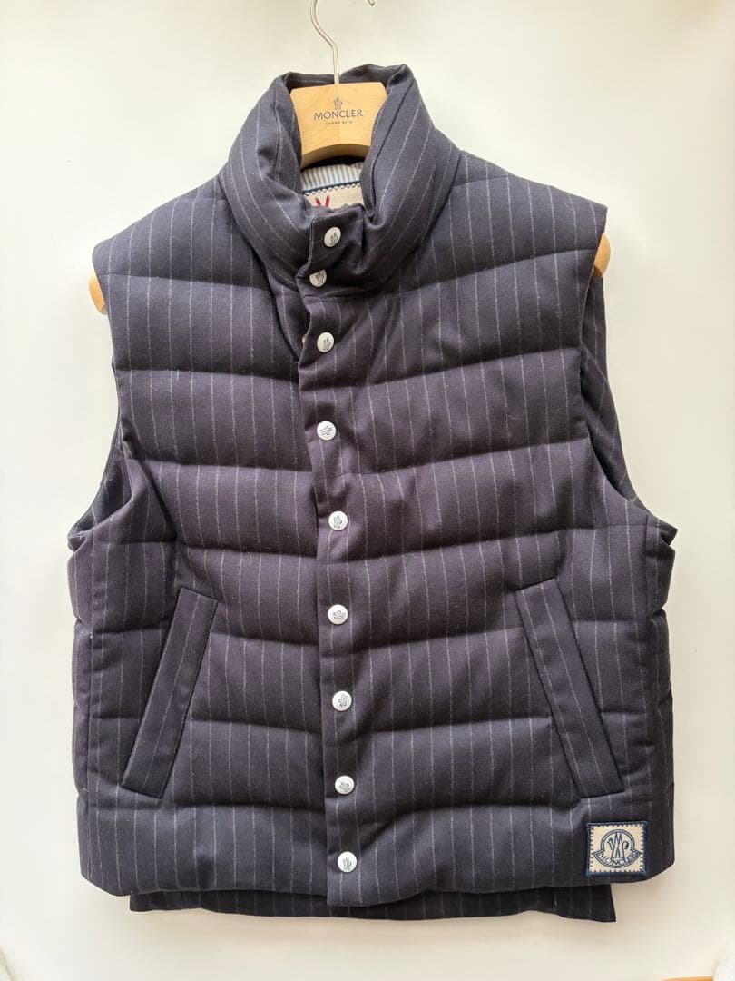超レア！ガムブルー　MONCLER ダウンベスト
