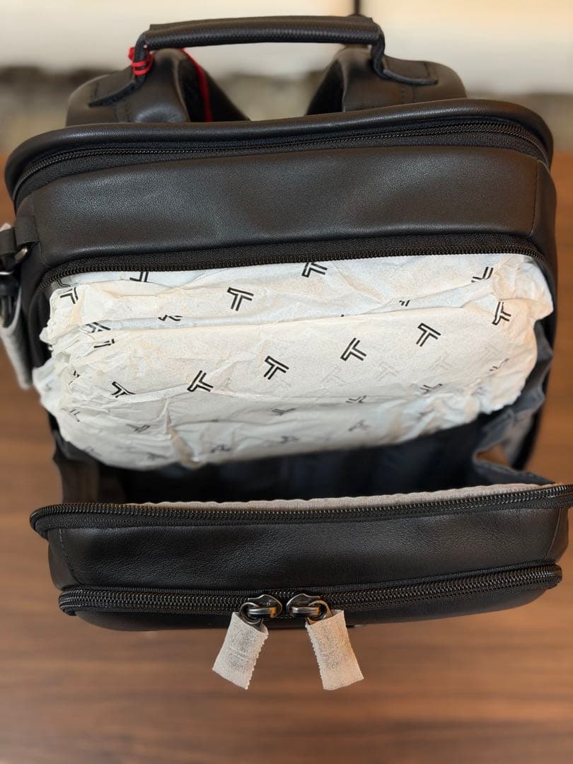 【未使用に近い】TUMI ALPHA3スリム・バッグパックレザー正規品