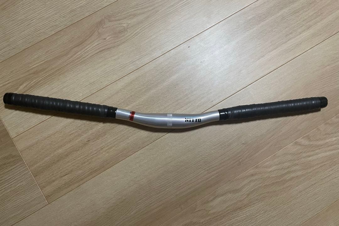 Nitto shred bar 31.8 650ミリ