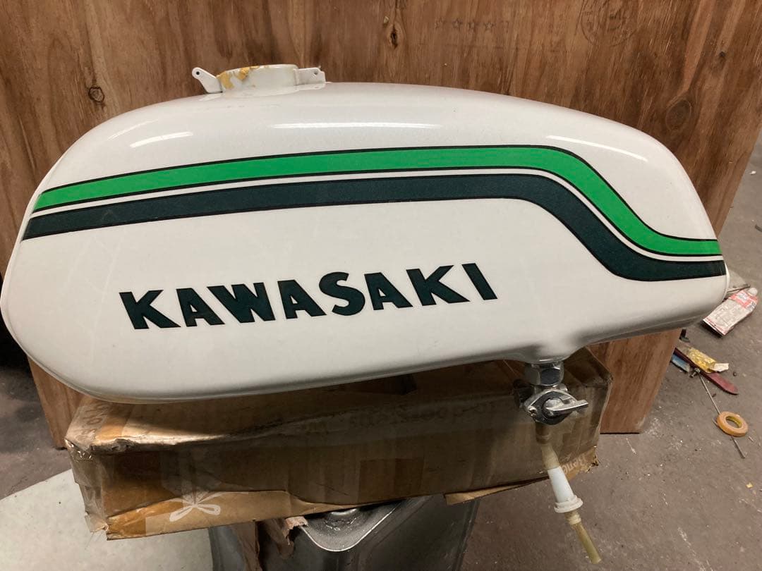 350ss 250ss KAWASAKI 純正タンク　カワサキSS マッハ2