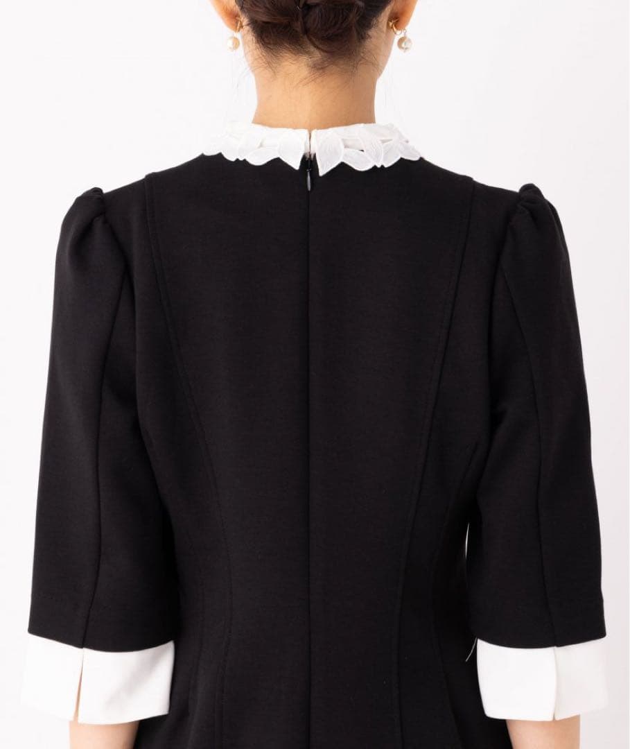 新品CELFORDFORDセルフォードエンブロイダリーカラーポンチワンピース