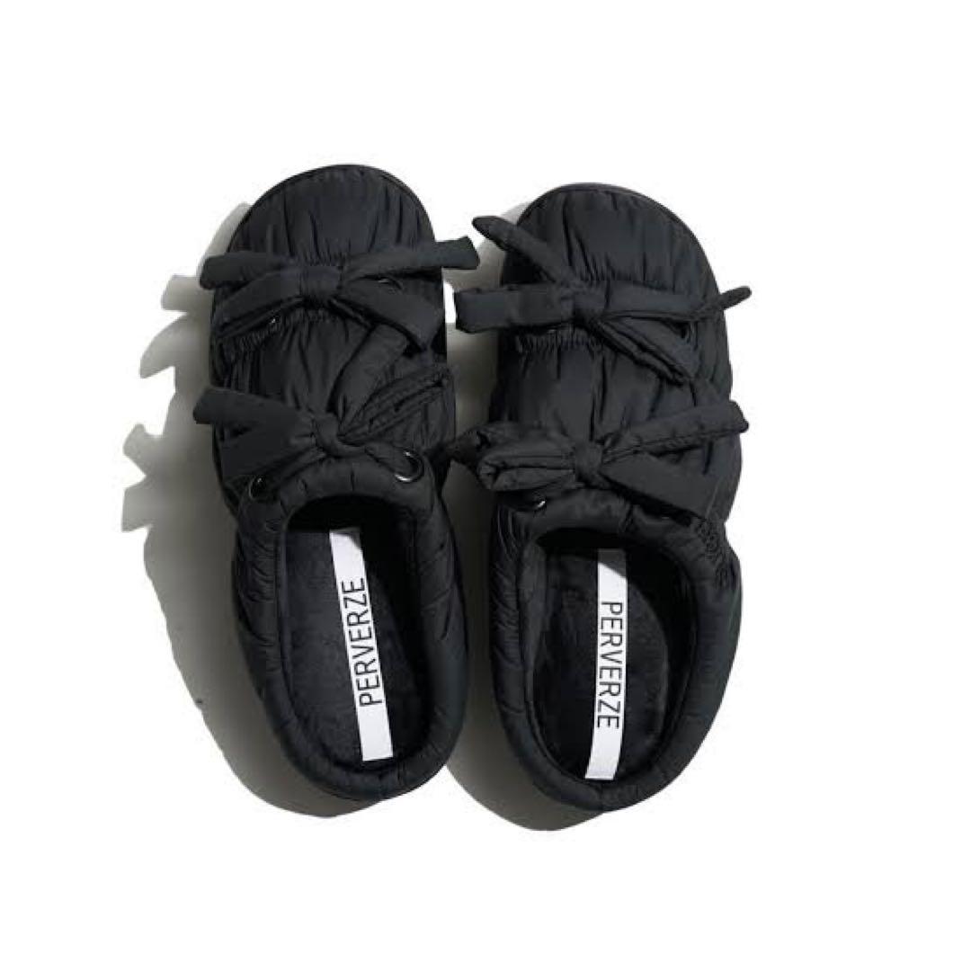 PERVERZE SUBU スリッポンサンダル 2024