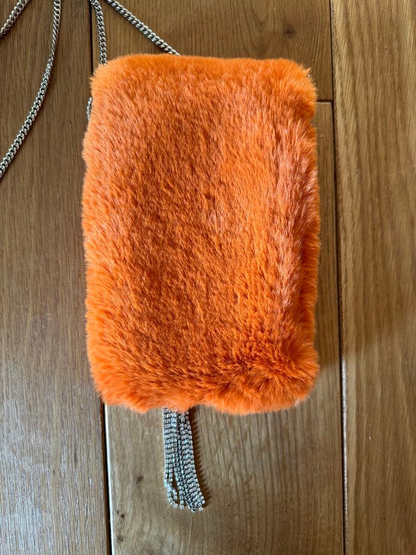 未使用★定価 118,800円 Jimmy Choo スマホ　ショルダー