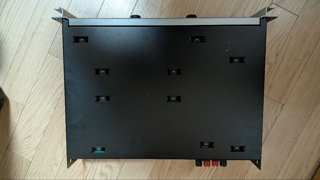 ブ*ド様 Crown XTi1000 Power Amp