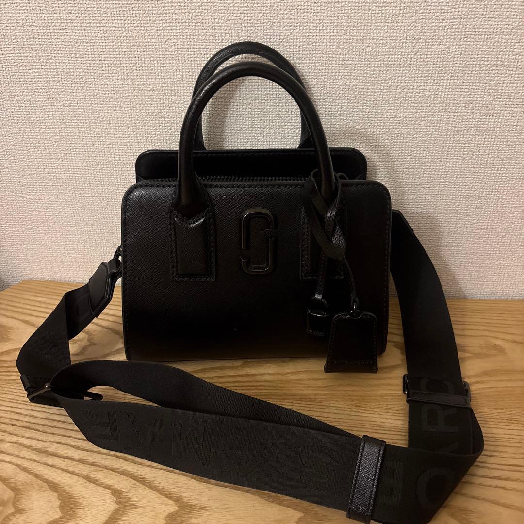MARC JACOBS マークジェイコブス ブラックショルダーバッグ