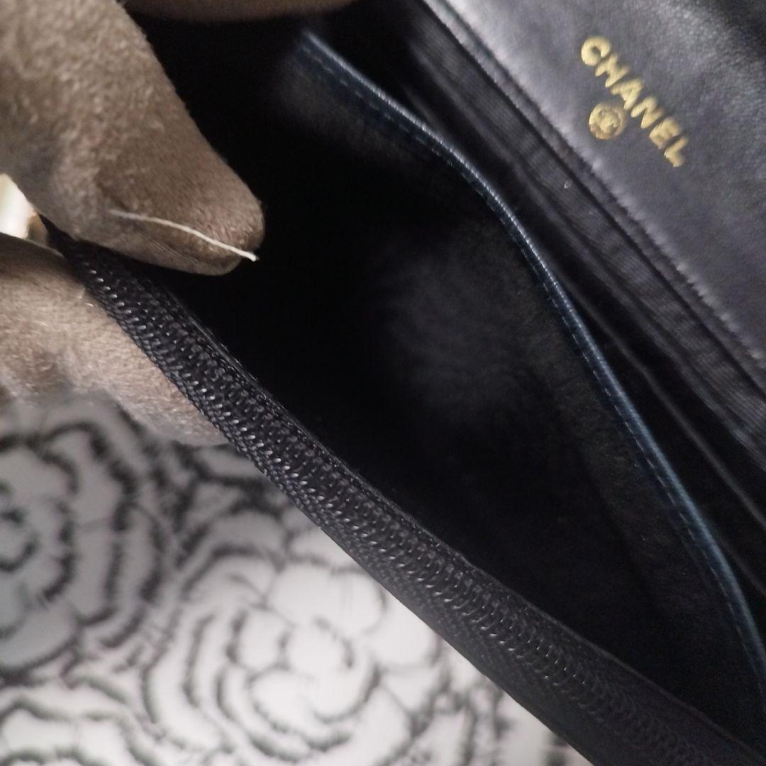 シャネル　デカココ　斜め掛けウォレット　クラッチバッグ