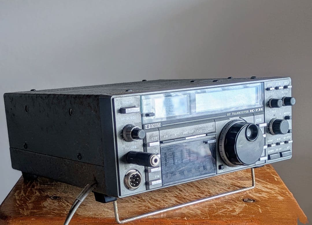 Icom アイコム IC-731 無線機 中古 現状品　HFトランシーバー