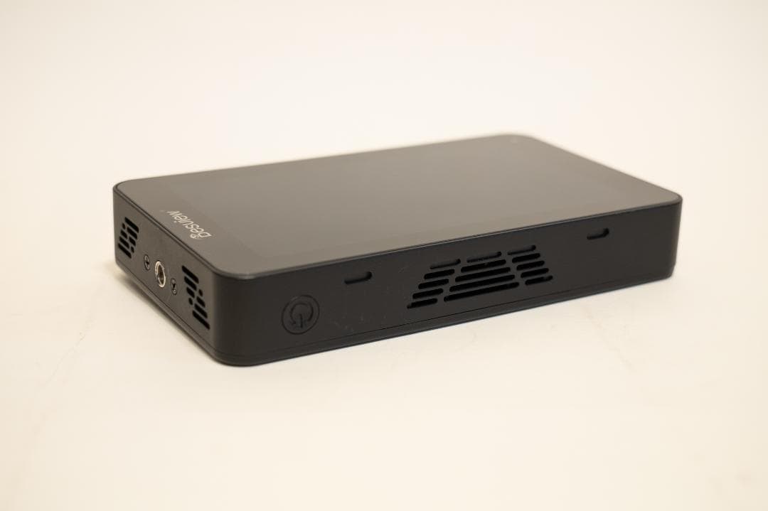 Desview R6 UHB HDRモニター