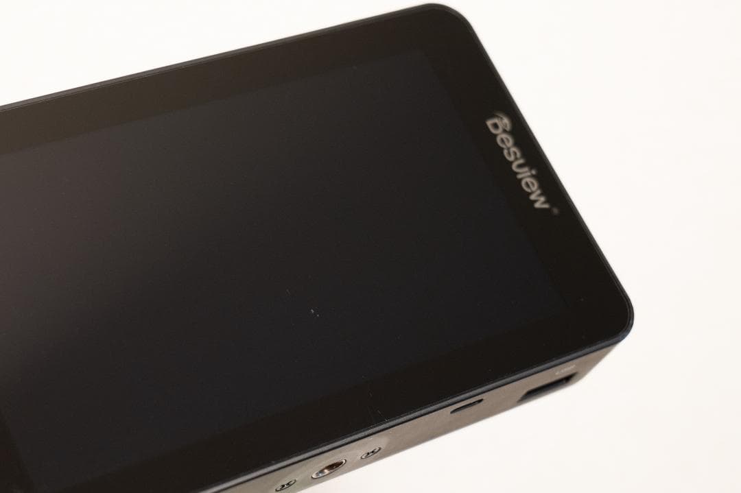 Desview R6 UHB HDRモニター