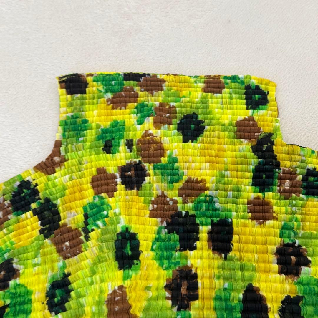 極美品✨ISSEY MIYAKE プリーツ　総柄　長袖　ハイネック　トップス