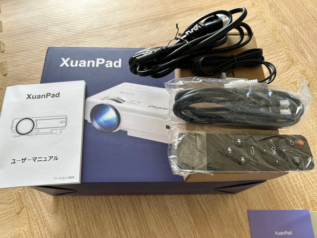 XuanPad LCD LED プロジェクター 本体