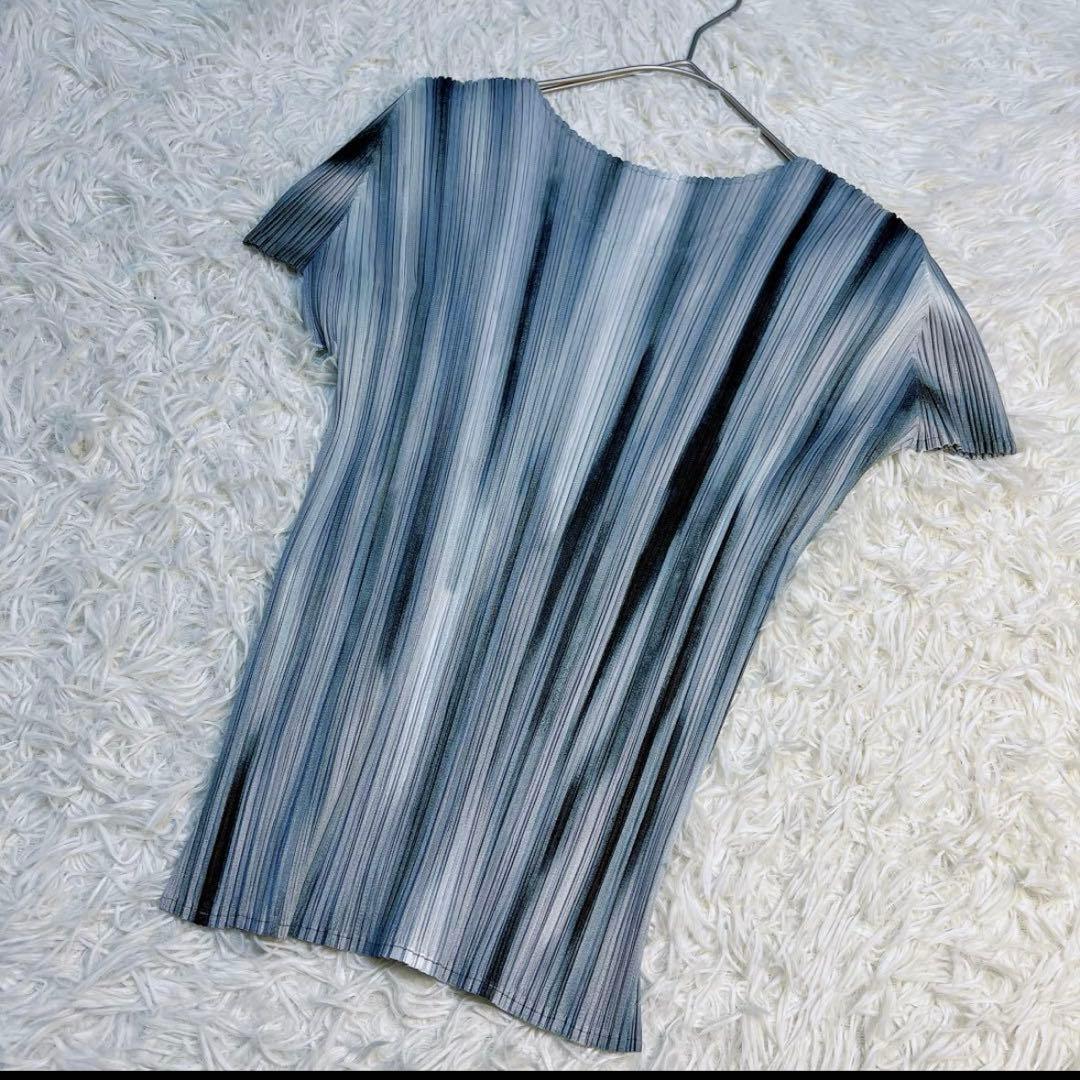 pleats please　カットソー