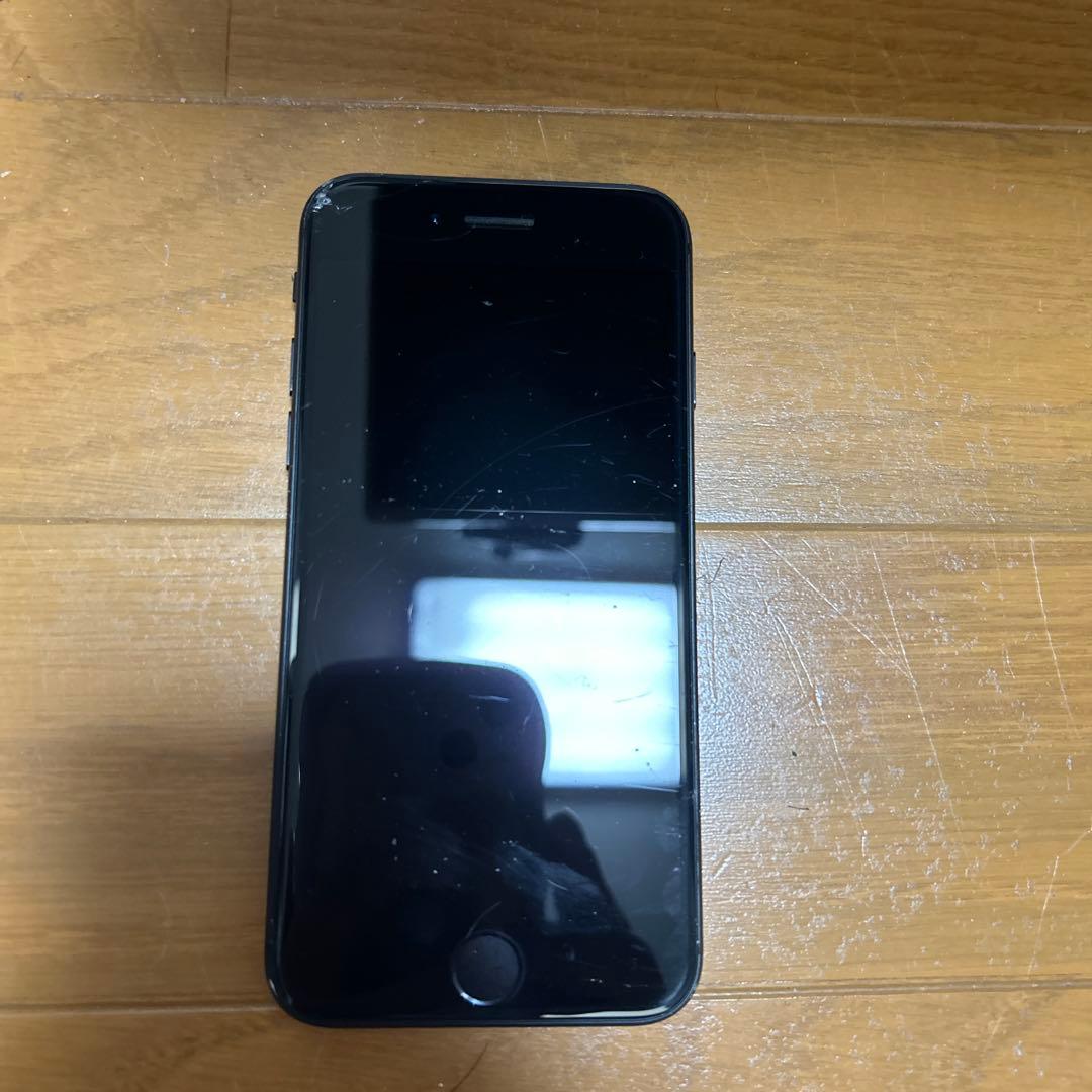 ㅤiPhone se第二世代