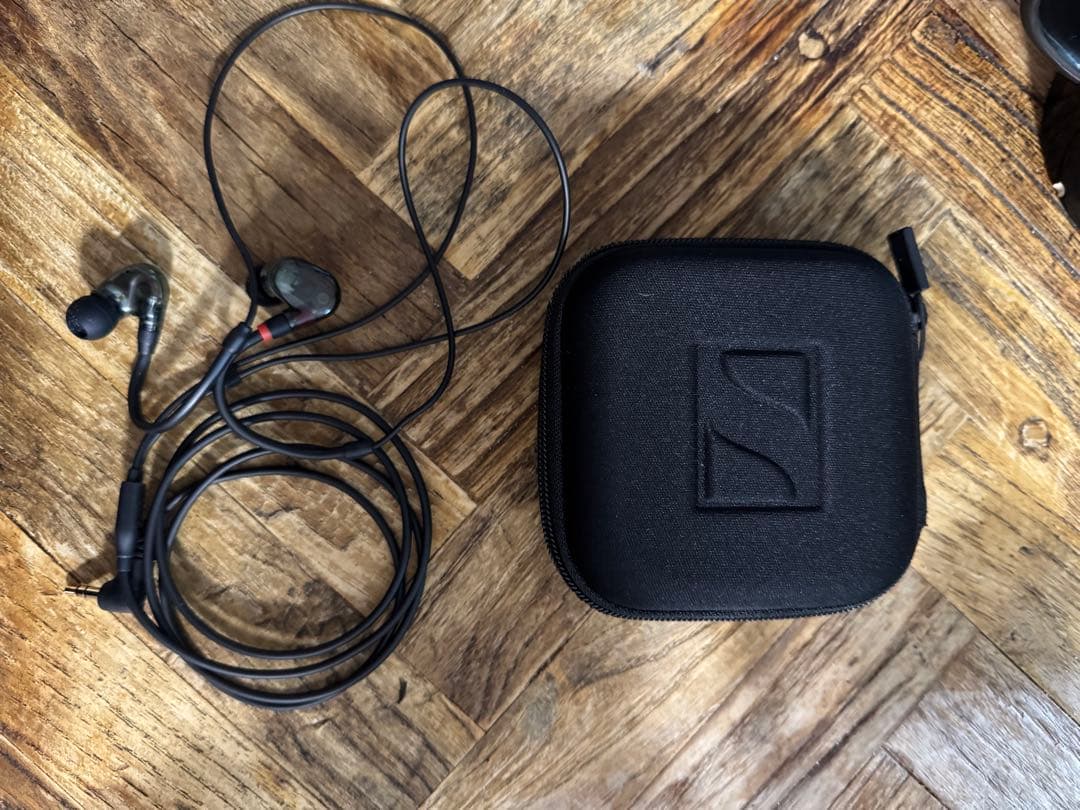 イヤホン Sennheiser IE 400 PRO SMOKY BLACK