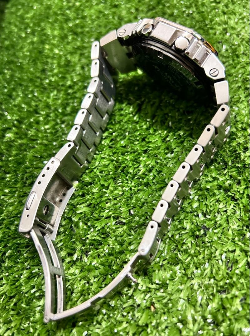 CASIO G-SHOCK フルメタル GMW-B5000D-1JF 本体のみ